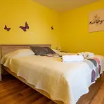 Marta Apartmán Ražanac