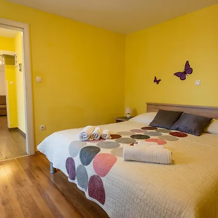 Marta *